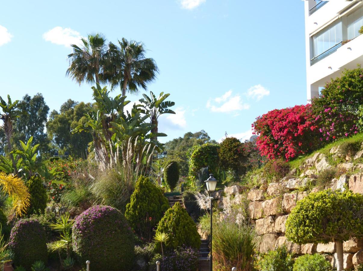 Luxury Garden Apartment - Walking Distance To The Sea Sitio de Calahonda Exterior photo