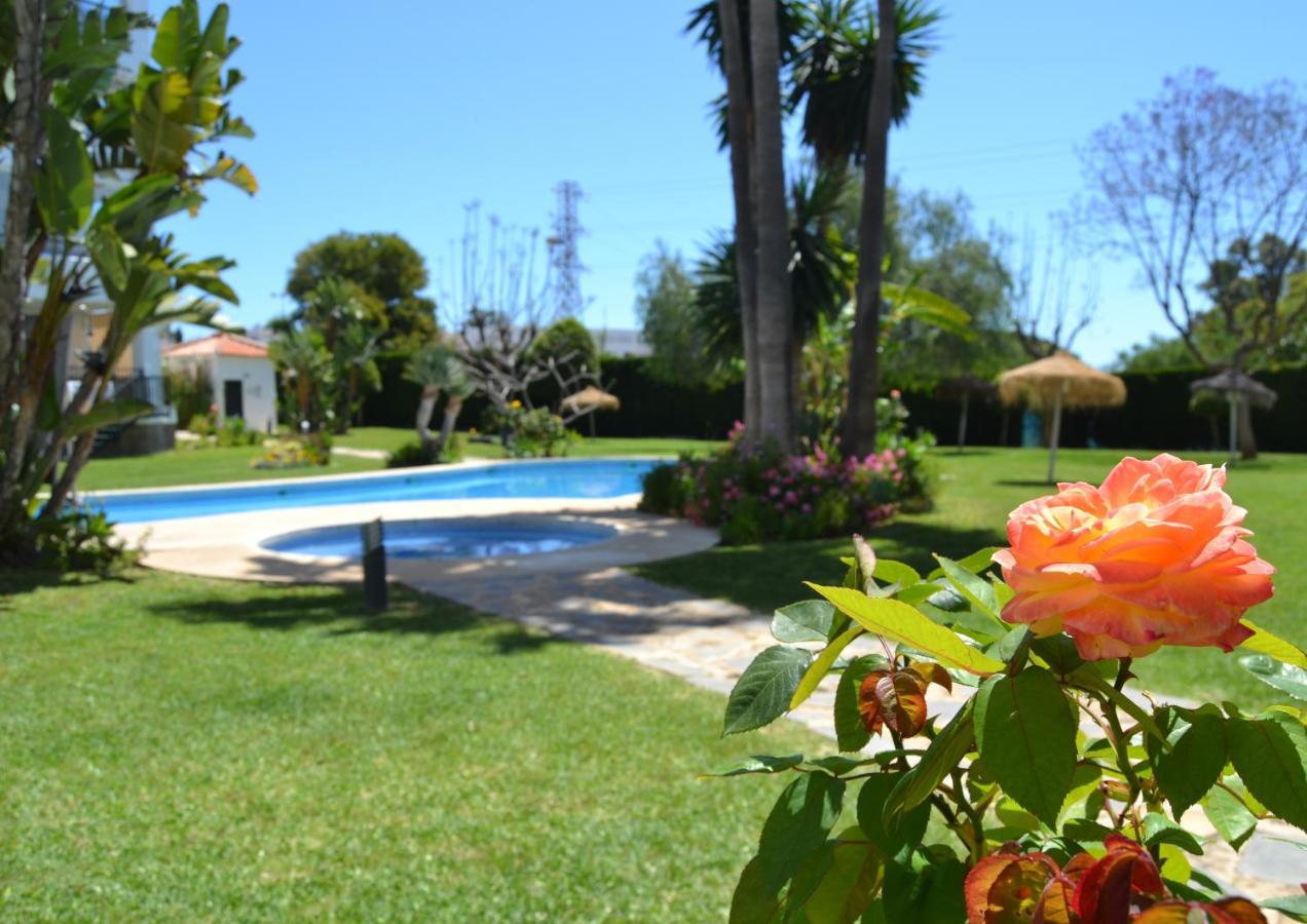 Luxury Garden Apartment - Walking Distance To The Sea Sitio de Calahonda Exterior photo