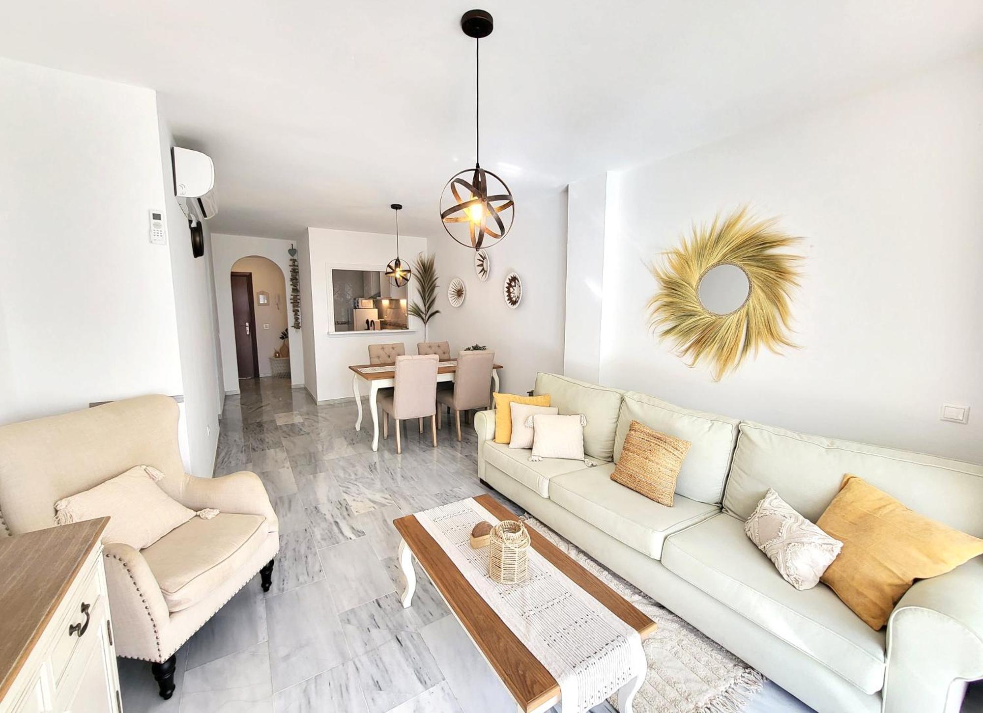 Luxury Garden Apartment - Walking Distance To The Sea Sitio de Calahonda Exterior photo